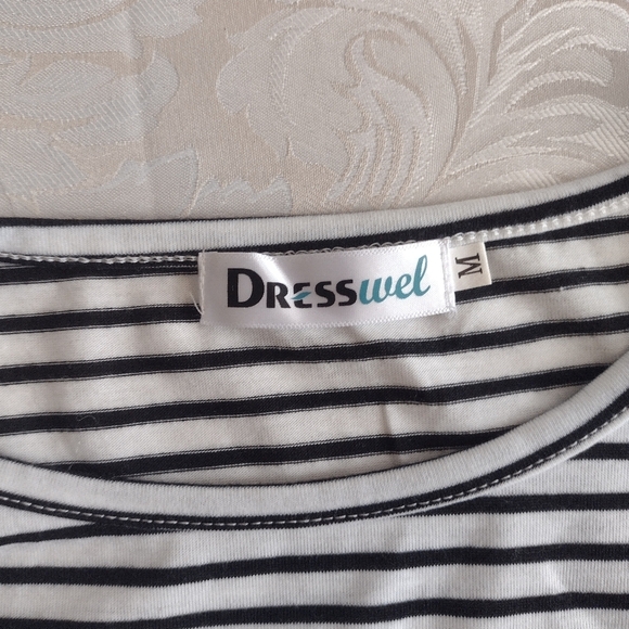 Dresswel Medium Black/White Striped Tunic - Picture 2 of 2